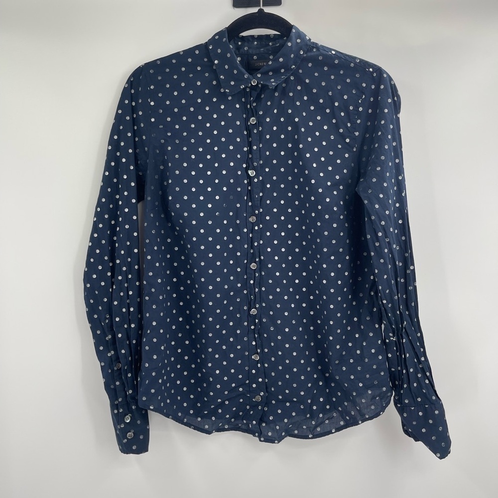 J crew perfect cotton button up polkadot blue and white detailbutton up size 6